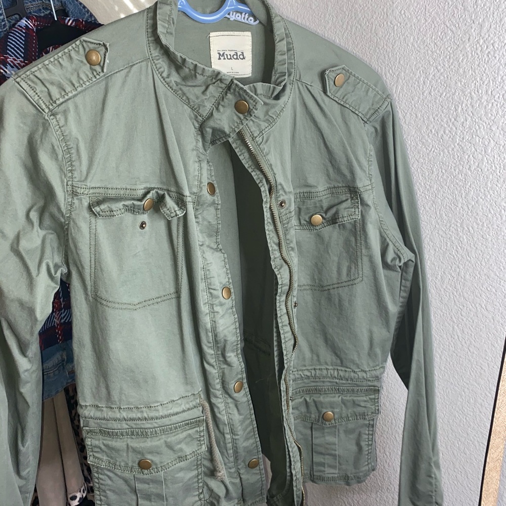 GREEN JACKET